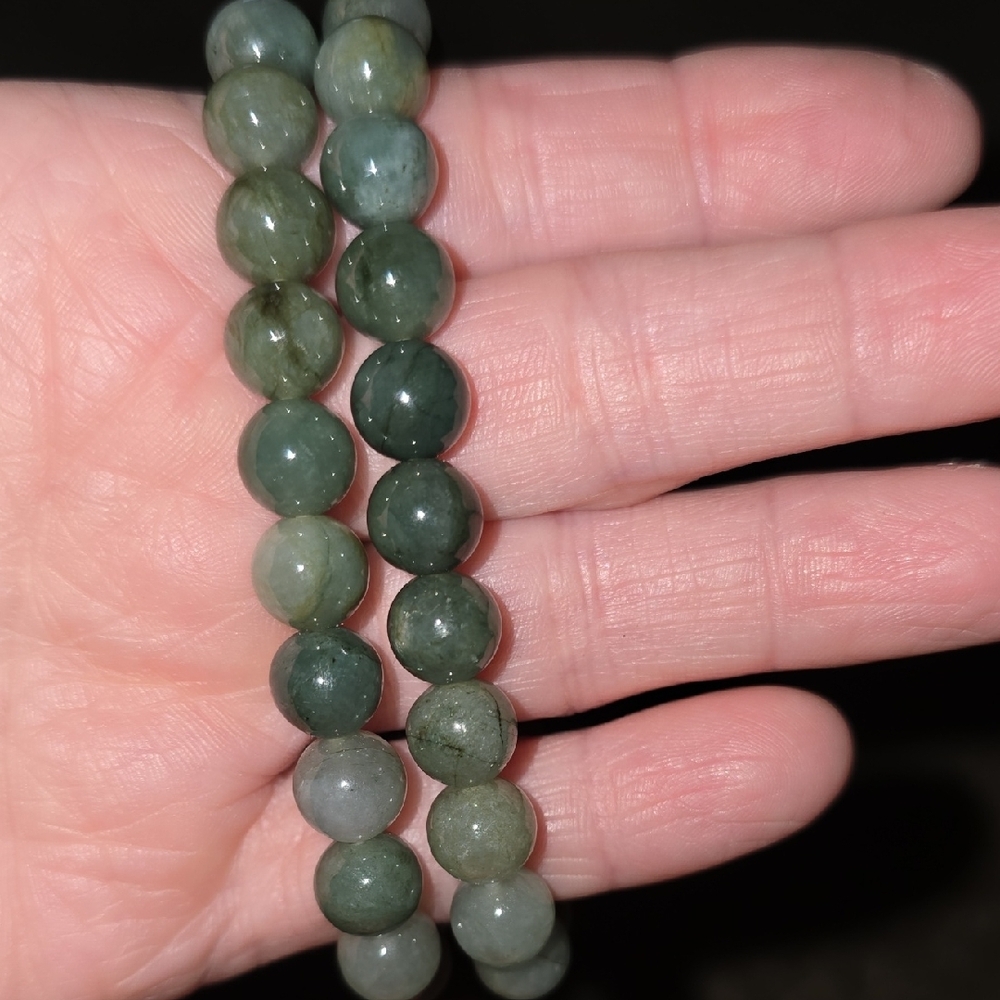 8mm Gradient Myanmar Jade Bracelet. - Picture 2 of 13